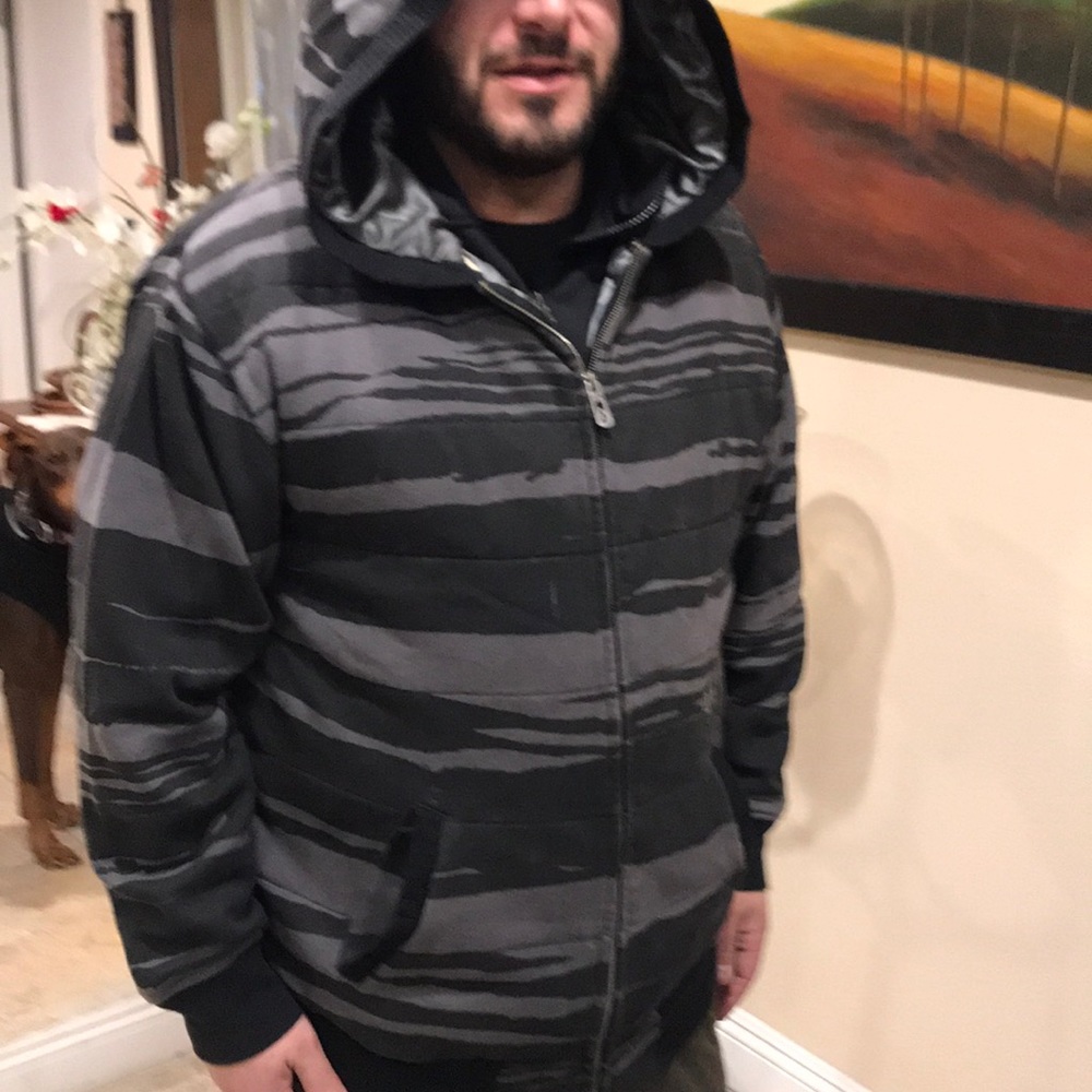 Volcom Man’s heavy Sweatshirt with hoodie size L